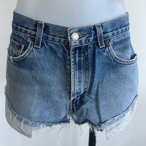 Levi’s — 550 Denim Shorts